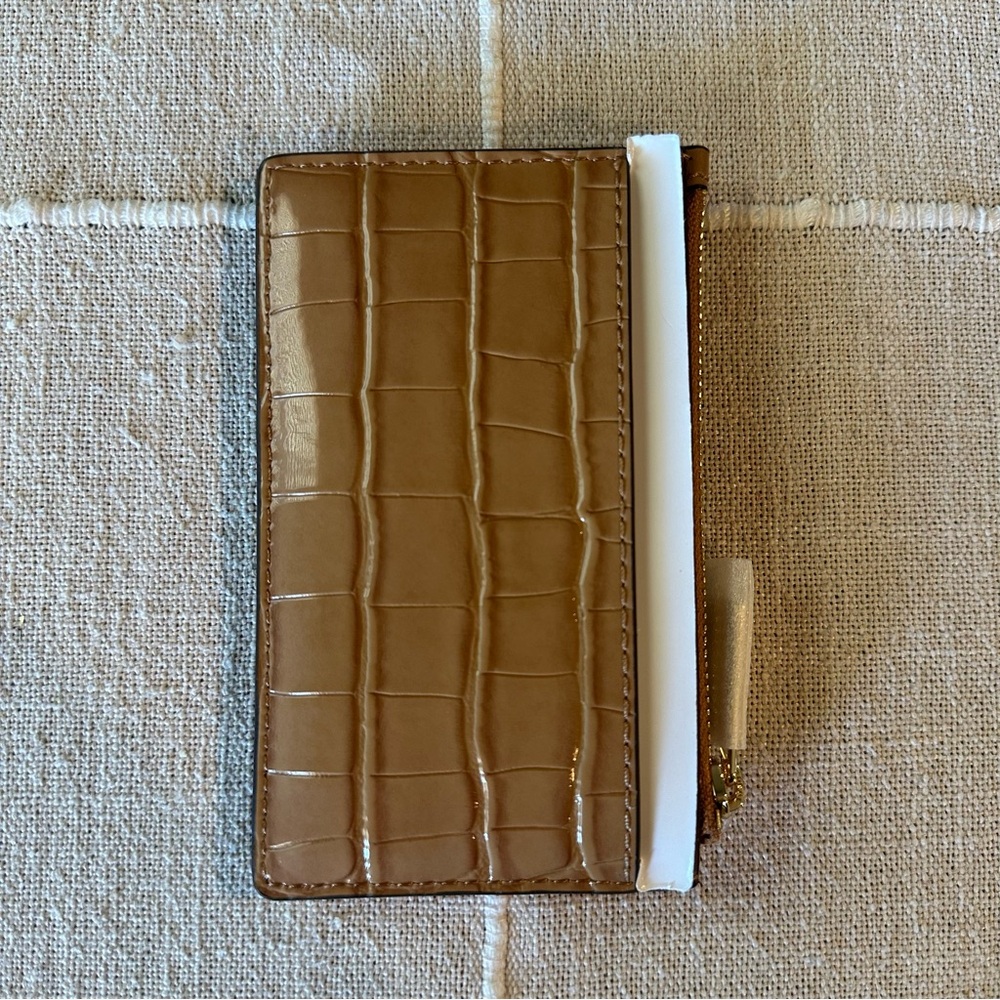 NWT Michael Kors Deer Tan Jet Set Travel Top Zip Card Case Wallet $228 - Picture 4 of 4